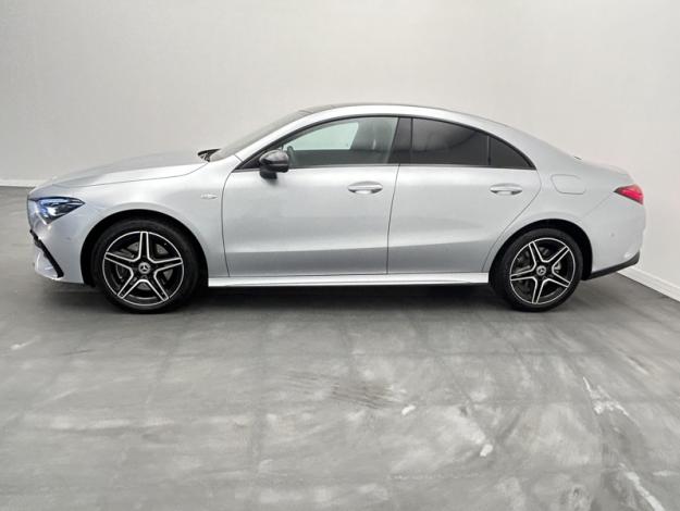 MERCEDES-BENZ CLA 250 e Coupé AMG Pack Night Pano  