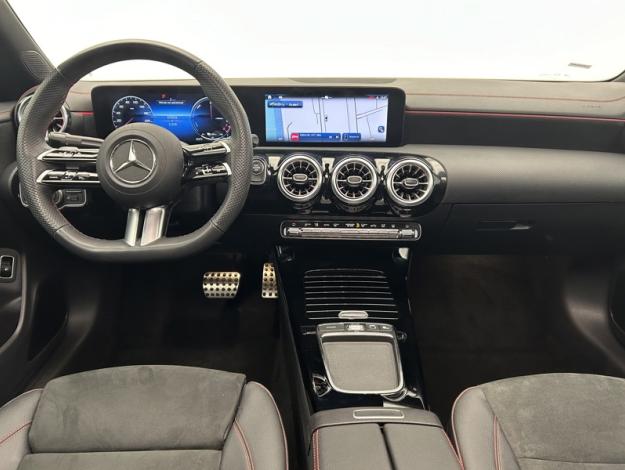MERCEDES-BENZ CLA 250 e Coupé AMG Pack Night Pano  