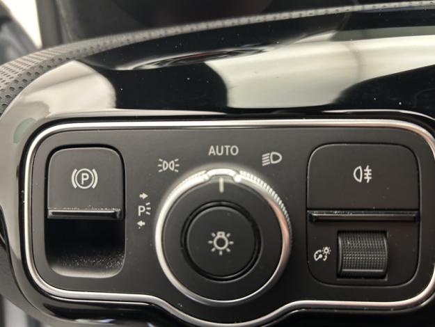 MERCEDES-BENZ CLA 250 e Coupé AMG Pack Night Pano  