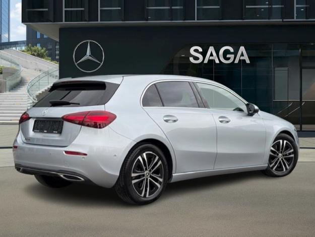 MERCEDES-BENZ A 180 d Luxury Line  