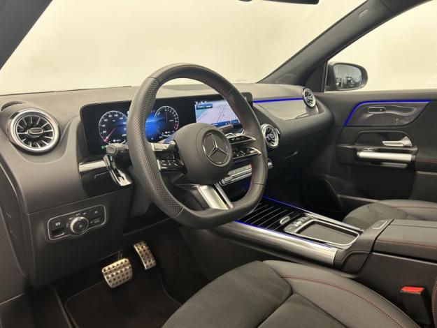 MERCEDES-BENZ GLA 250 e AMG Pack Night Toit Pano  