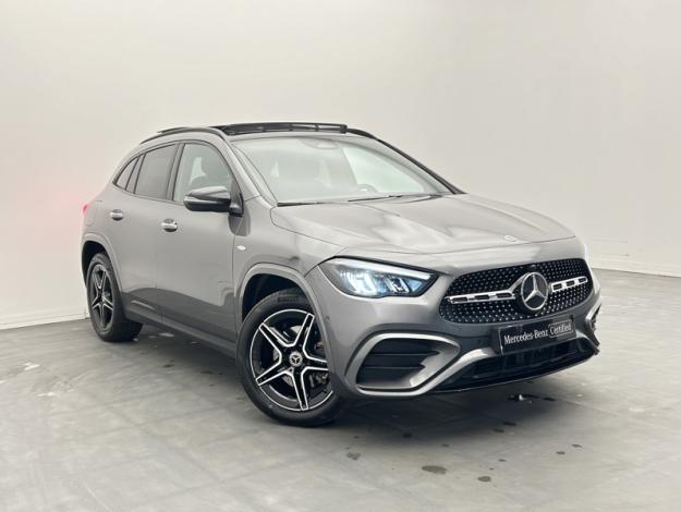MERCEDES-BENZ GLA 250 e AMG Pack Night Toit Pano  
