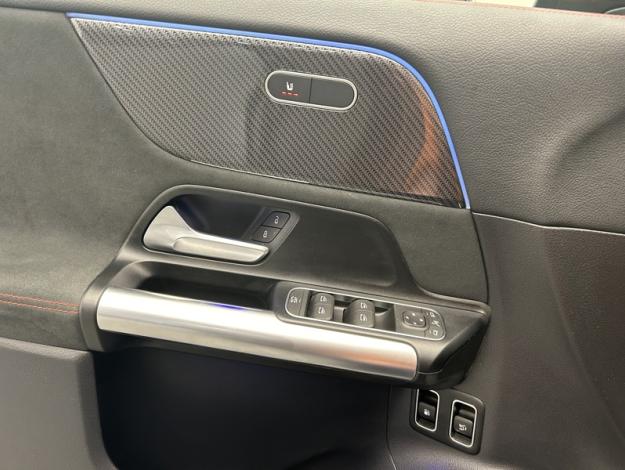 MERCEDES-BENZ GLA 250 e AMG Pack Night Toit Pano  