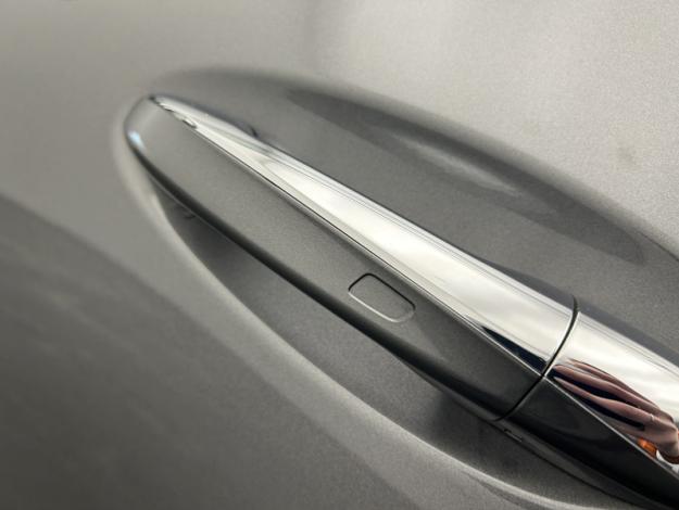 MERCEDES-BENZ GLA 250 e AMG Pack Night Toit Pano  