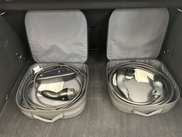 MERCEDES-BENZ GLA 250 e AMG Pack Night Toit Pano  