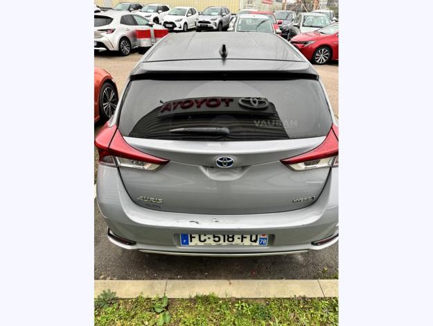 TOYOTA Auris Hybrid Collection 136CH   