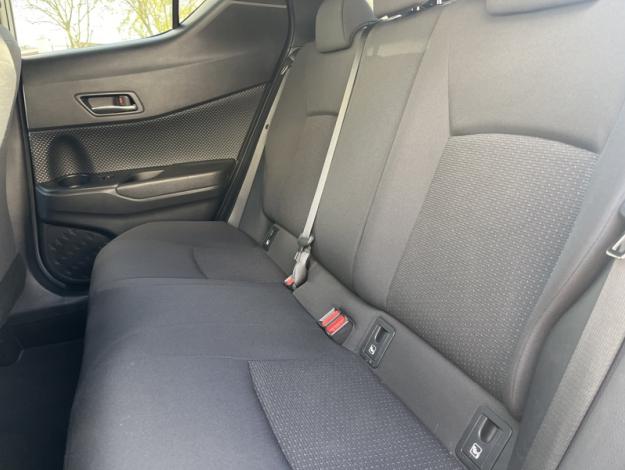 TOYOTA C-HR 1.8 HYBRIDE 122 DESIGN  