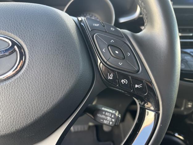 TOYOTA C-HR 1.8 HYBRIDE 122 DESIGN  