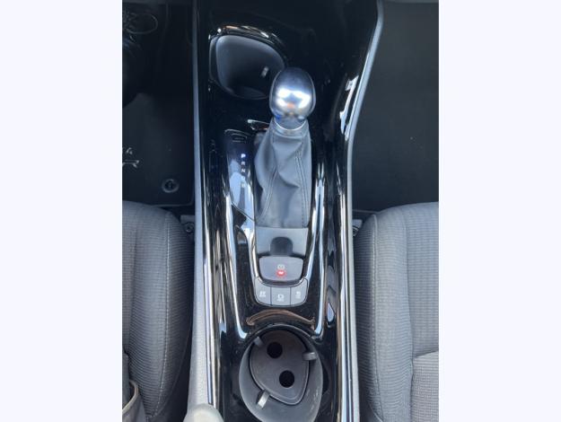 TOYOTA C-HR 1.8 HYBRIDE 122 DESIGN  