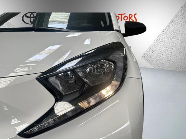 TOYOTA Aygo X 1.0 VVT-i 72 Active Business  AYGO X 72 CH BVM5 ACTIVE BUSINESS MY23
