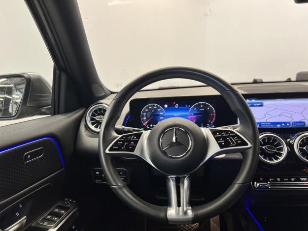 MERCEDES-BENZ GLB 200 d Luxury Line  