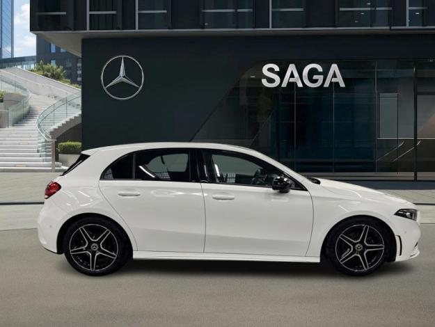 MERCEDES-BENZ A 180 AMG Pack Night Toit Pano  
