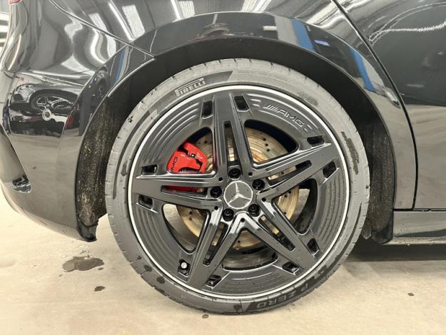 MERCEDES-BENZ A 35 AMG 4MATIC  Pack Night  