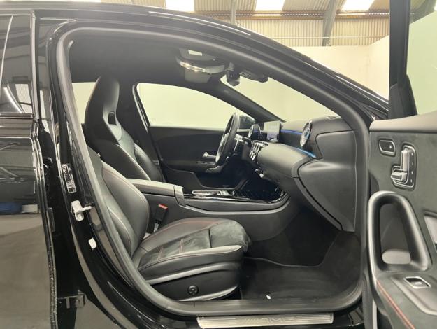 MERCEDES-BENZ A 35 AMG 4MATIC  Pack Night  