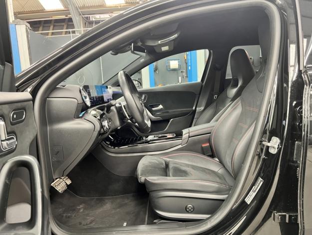 MERCEDES-BENZ A 35 AMG 4MATIC  Pack Night  