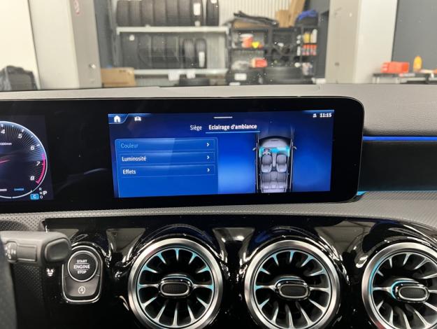 MERCEDES-BENZ A 35 AMG 4MATIC  Pack Night  