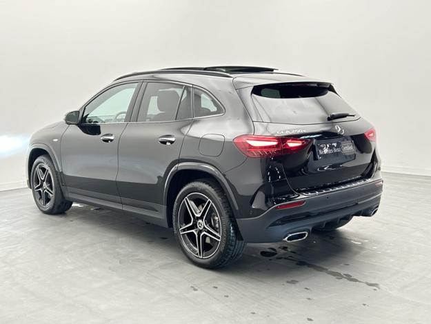 MERCEDES-BENZ GLA 250 e Hybrid EQ AMG Line  