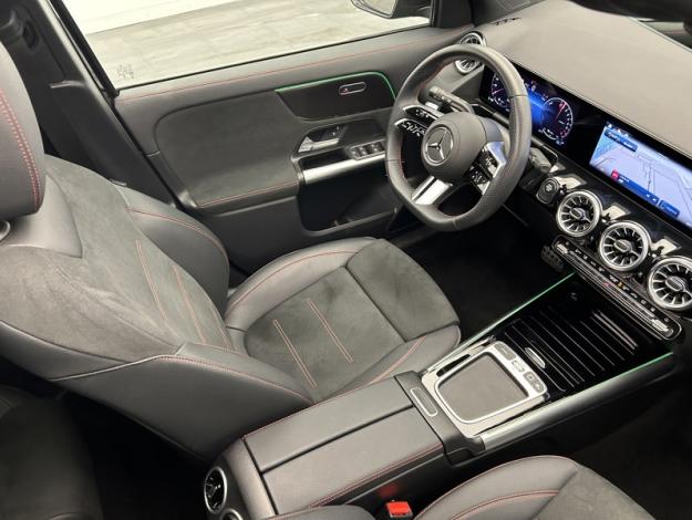 MERCEDES-BENZ GLA 250 e Hybrid EQ AMG Line  