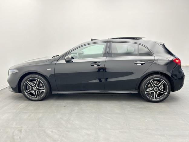 MERCEDES-BENZ A 250 e AMG Pack Night Toit Pano  