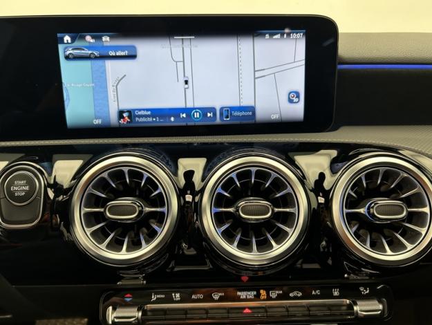 MERCEDES-BENZ A 250 e AMG Pack Night Toit Pano  