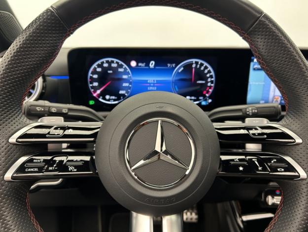 MERCEDES-BENZ A 250 e AMG Pack Night Toit Pano  