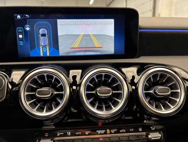 MERCEDES-BENZ A 250 e AMG Pack Night Toit Pano  