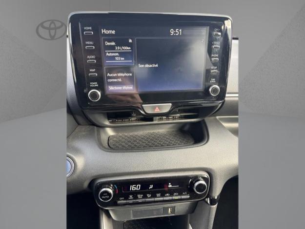 TOYOTA Yaris 116h Design  