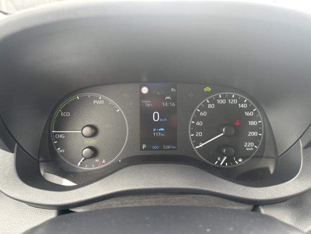 TOYOTA Yaris 116h Dynamic  