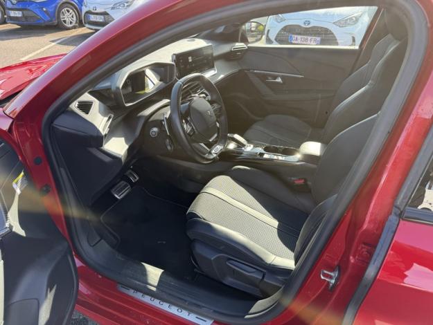 PEUGEOT 208 GT Line 1.2 100 Ch EAT8   1.2 101 ch EAT8