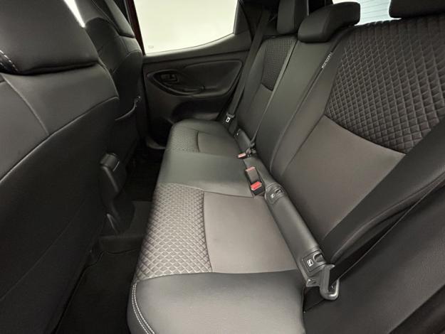 TOYOTA Yaris Hybride 116h Collection PANO  