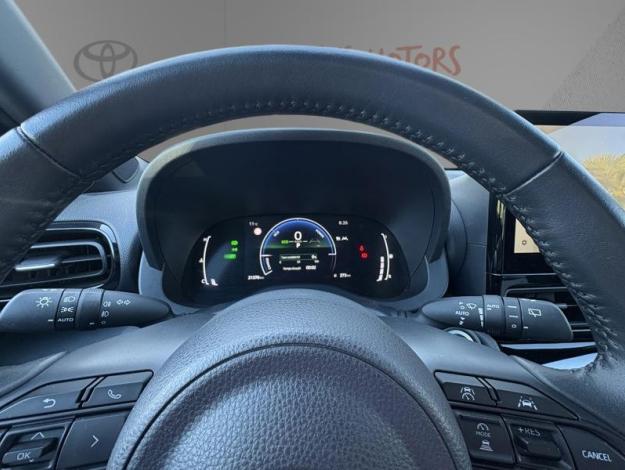 TOYOTA Yaris Cross 1.5 HYBRID 116H DESIGN MC24  