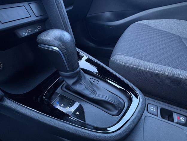 TOYOTA Yaris Cross 1.5 HYBRID 116H DESIGN MC24  