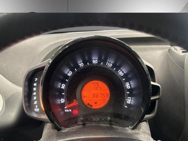 TOYOTA Aygo x-play  1.0 72 ch 