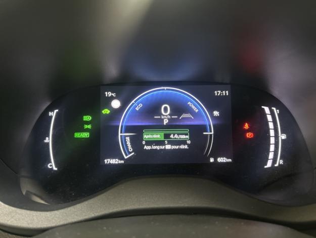 TOYOTA Yaris Hybride 116h Design  YARIS HYBRIDE 116H DESIGN MY25