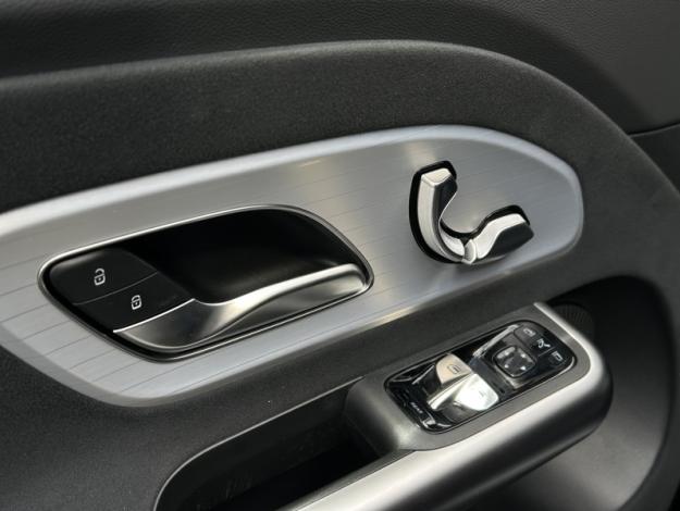 MERCEDES-BENZ GLB 250+ avec technologie EQ Limited Edition  GLB 250+ avec technologie EQ Limited Edition