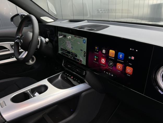 MERCEDES-BENZ GLB 250+ avec technologie EQ Limited Edition  GLB 250+ avec technologie EQ Limited Edition