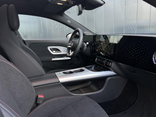 MERCEDES-BENZ CLA Coupé CLA 200 AMG Line  CLA 200 AMG Line