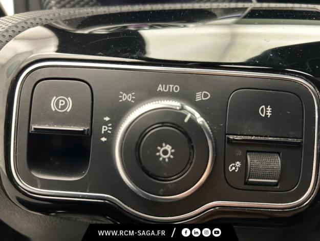 MERCEDES-BENZ CLA Coupé CLA 180 d Coupé Progressive Line  Classe CLA CP/118 CLA 180 d CoupÚ Progressive Line