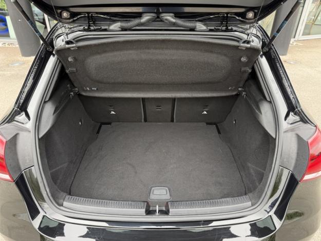 MERCEDES-BENZ Classe A 180 AMG Line  Classe A/177 Classe A 180 AMG Line