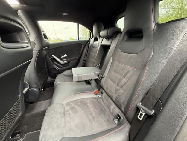 MERCEDES-BENZ Classe A 180 AMG Line  Classe A/177 Classe A 180 AMG Line