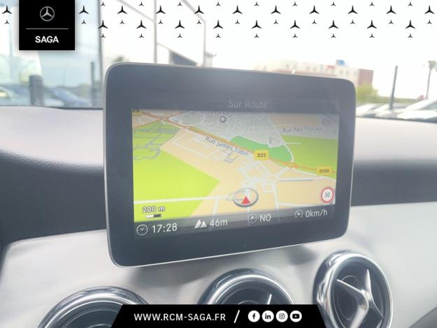 MERCEDES-BENZ GLA 200 d Fascination  