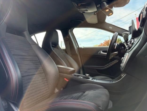 MERCEDES-BENZ GLA GLA 180 d Intuition