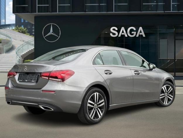MERCEDES-BENZ A 200 Berline Luxury Line  