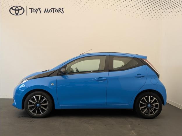 TOYOTA Aygo 1.0 VVT-i x-wave 2  