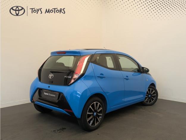 TOYOTA Aygo 1.0 VVT-i x-wave 2  