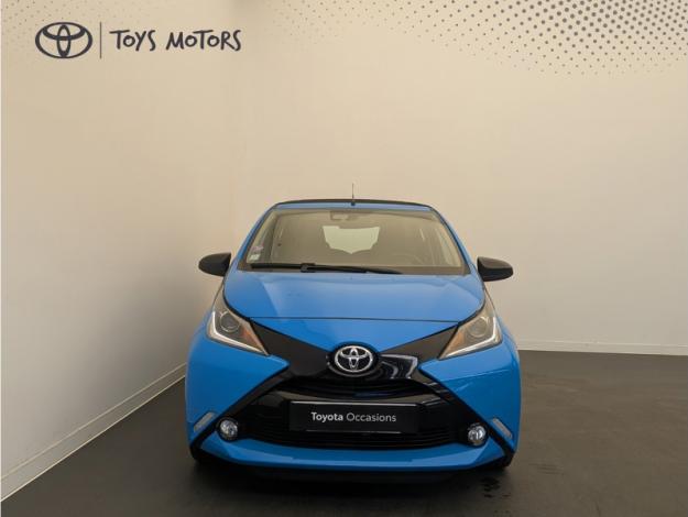 TOYOTA Aygo 1.0 VVT-i x-wave 2  
