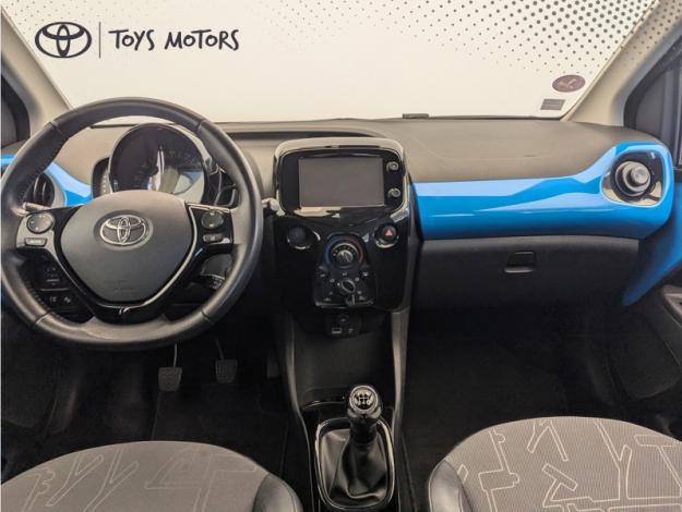 TOYOTA Aygo 1.0 VVT-i x-wave 2  
