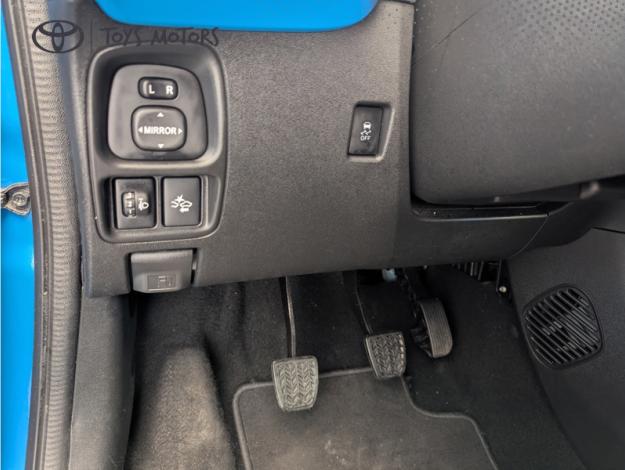 TOYOTA Aygo 1.0 VVT-i x-wave 2  