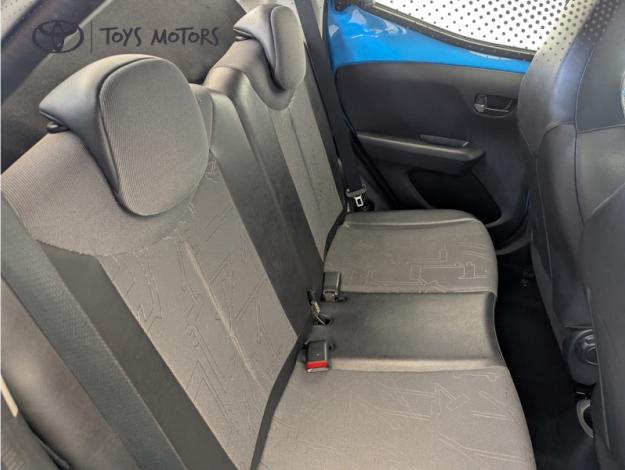 TOYOTA Aygo 1.0 VVT-i x-wave 2  