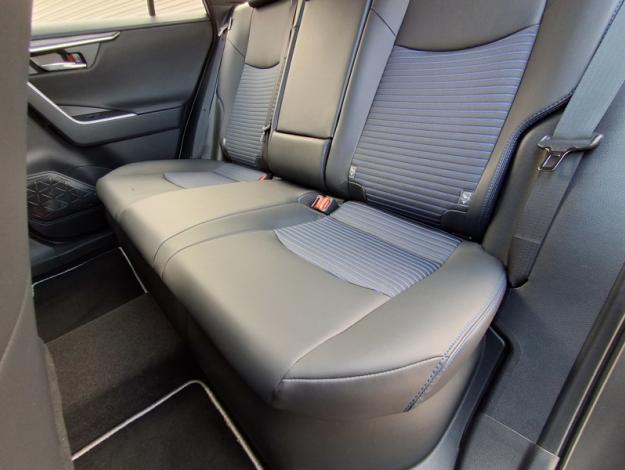 TOYOTA RAV4 Hybride 2WD 218ch Collection Access  RAV4 HYBRID 218CH 2WD COLLECTION ACCESS